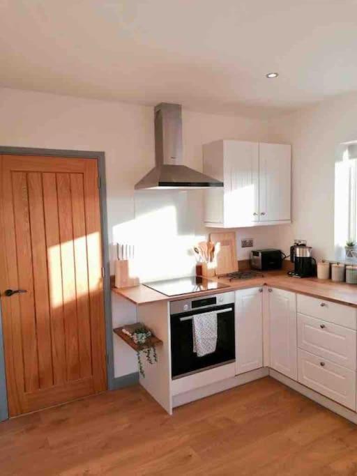 Modern Coastal 2 Bedroom To Relax And Unwind Heacham