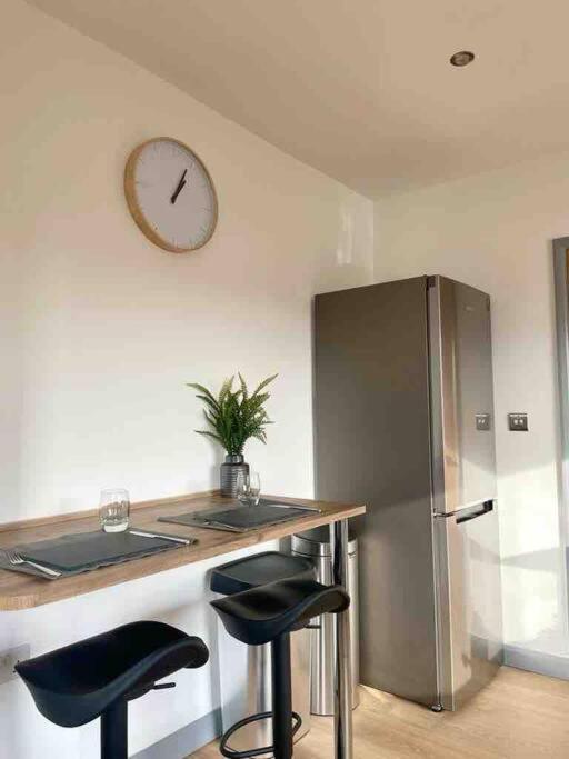 Modern Coastal 2 Bedroom To Relax And Unwind Holiday home *